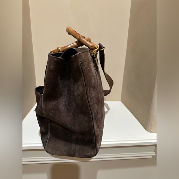 Authentic Gucci Large Bamboo Suede 2 way Carry Tote - Picture 4 of 9